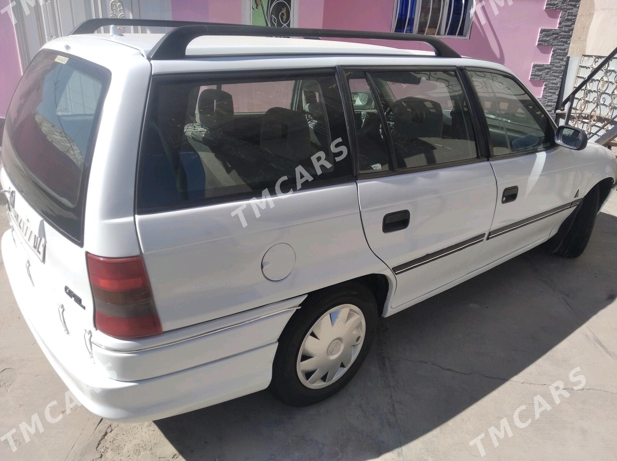 Opel Astra 1994 - 40 000 TMT - Дашогуз - img 2