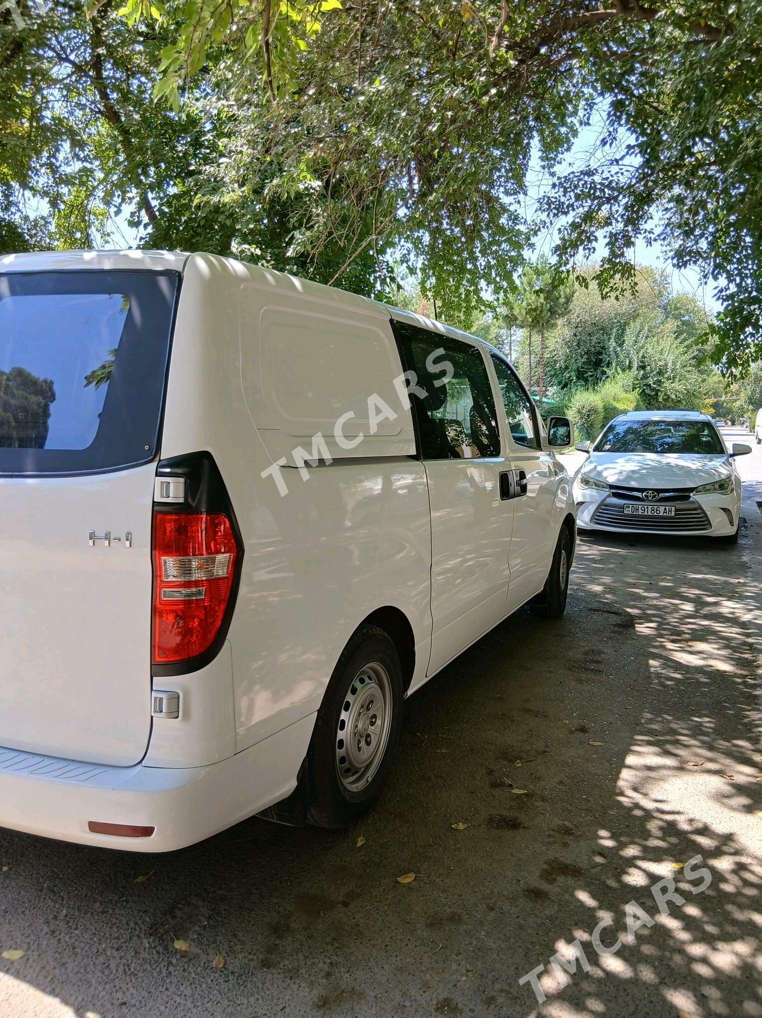 Hyundai H-1 2015 - 280 000 TMT - Çoganly - img 3