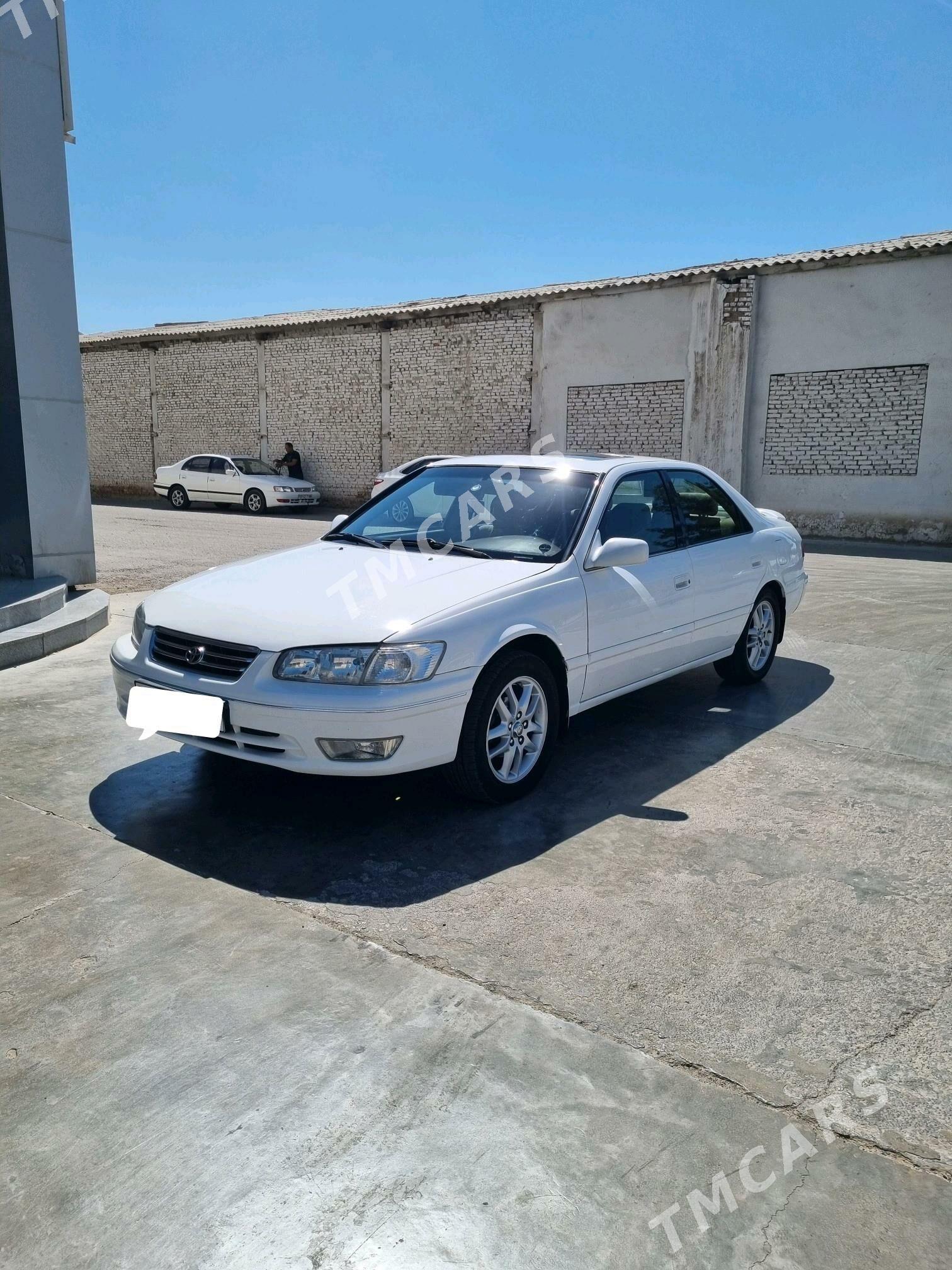 Toyota Camry 2000 - 138 000 TMT - Mary - img 3