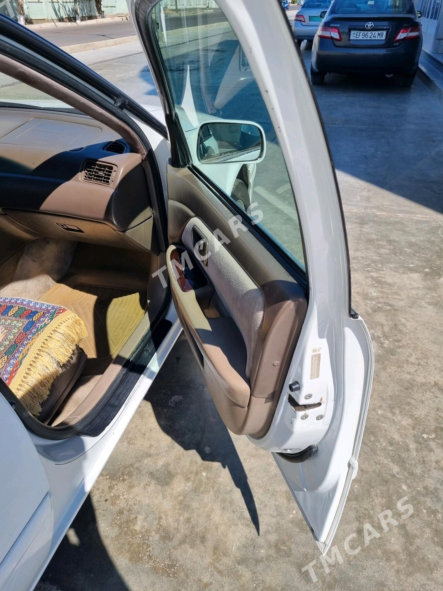 Toyota Camry 2000 - 138 000 TMT - Mary - img 8