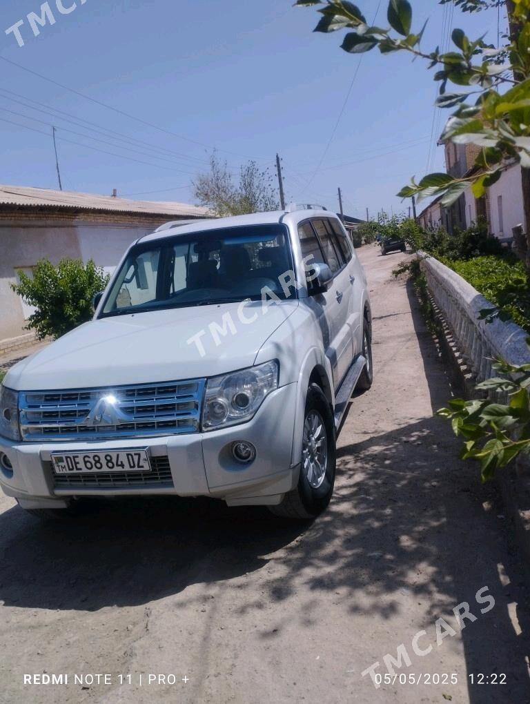 Mitsubishi Pajero 2011 - 200 000 TMT - Кёнеургенч - img 6