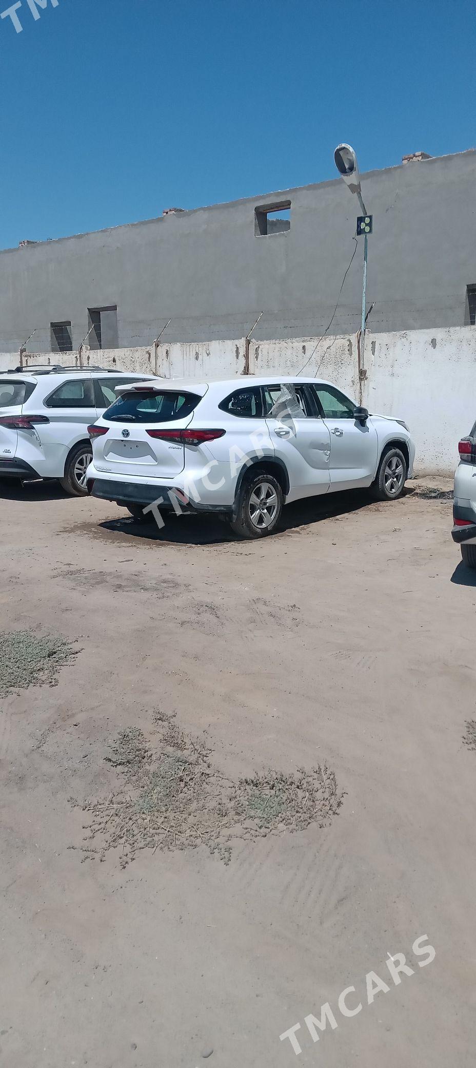 Toyota Highlander Hybrid 2022 - 380 000 TMT - Mary - img 8