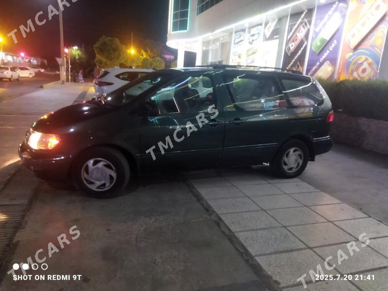 Toyota Sienna 2000 - 130 000 TMT - Мары - img 3