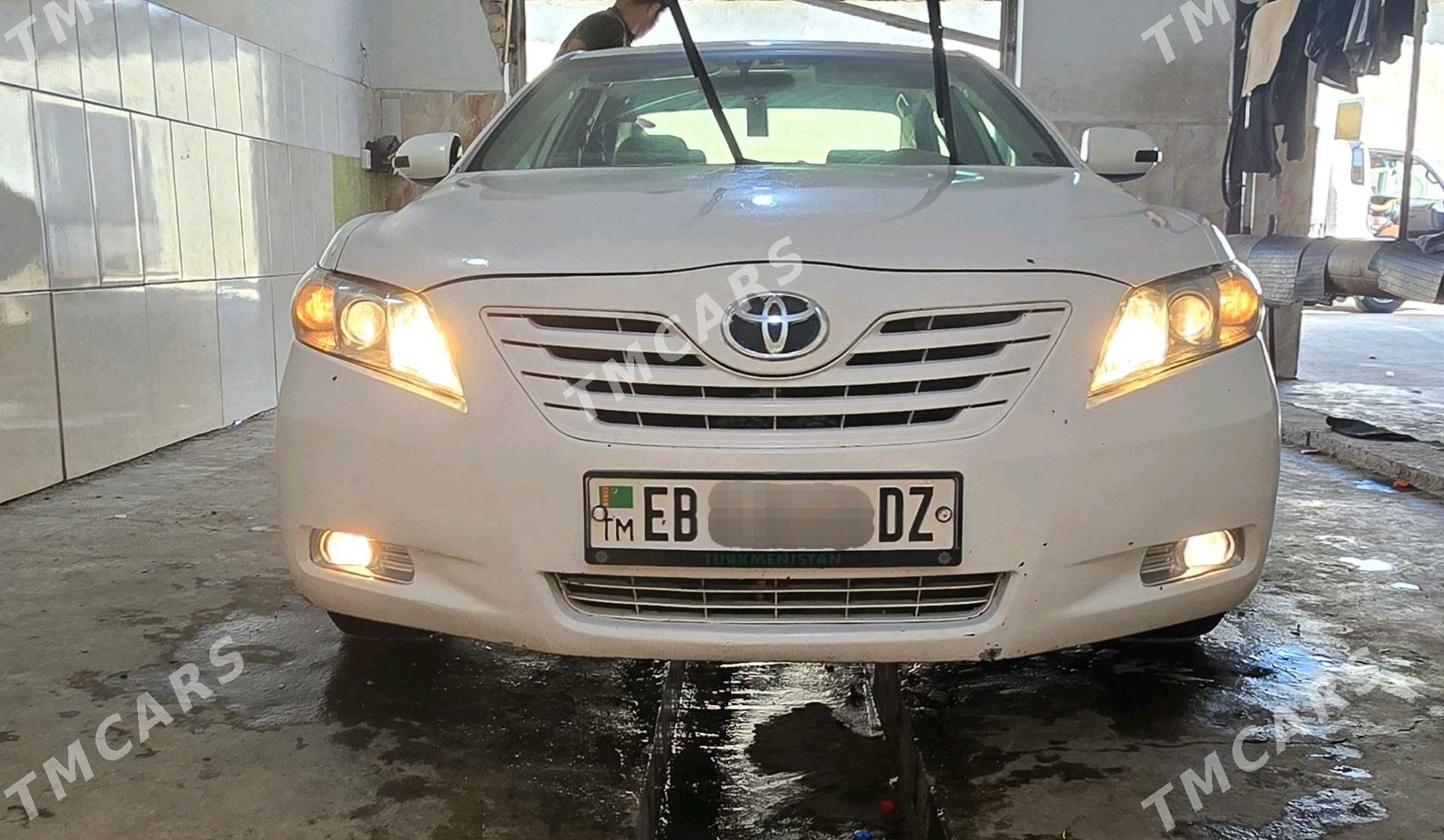 Toyota Camry 2006 - 145 000 TMT - Губадаг - img 5