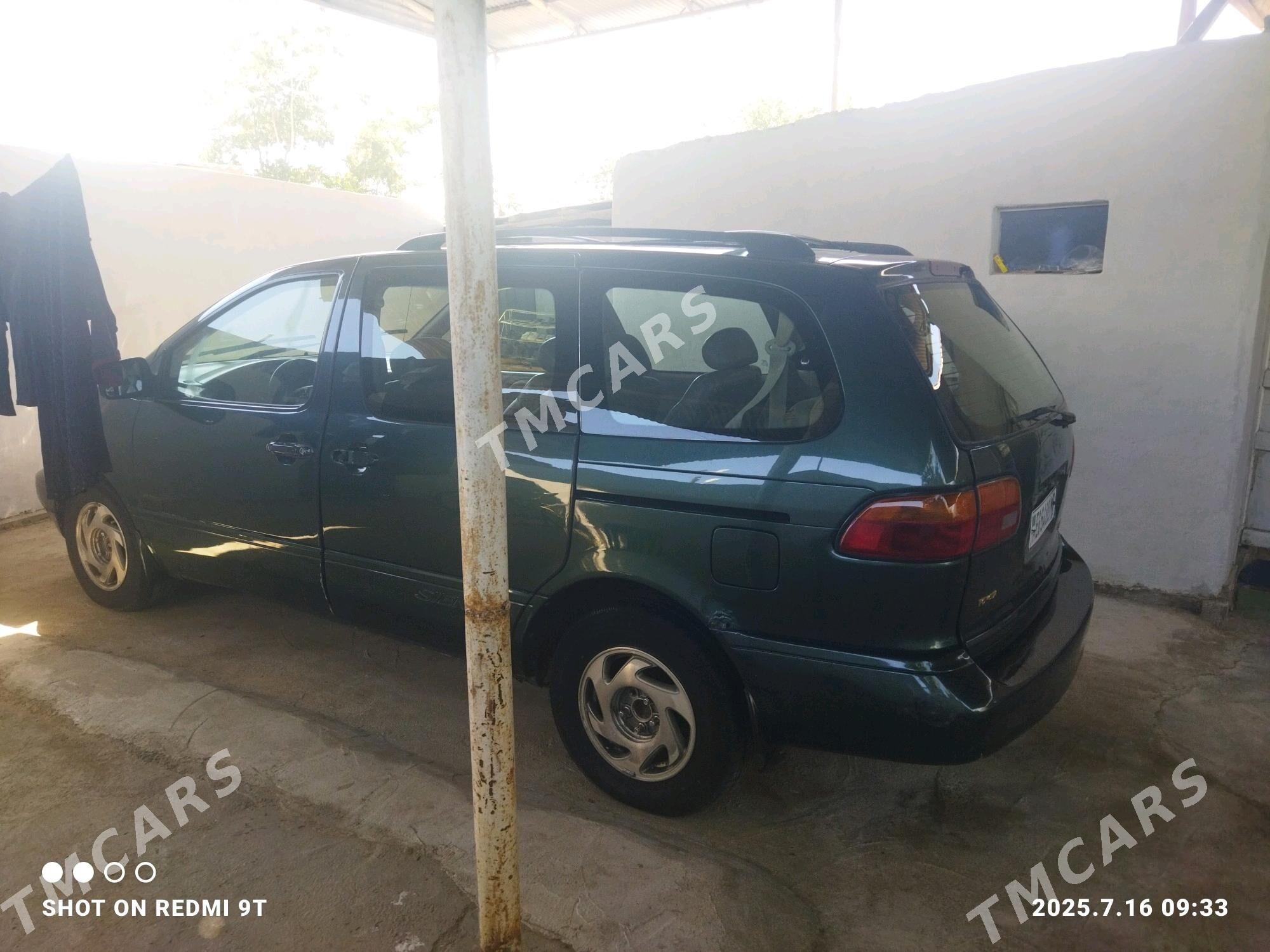 Toyota Sienna 2000 - 130 000 TMT - Мары - img 7