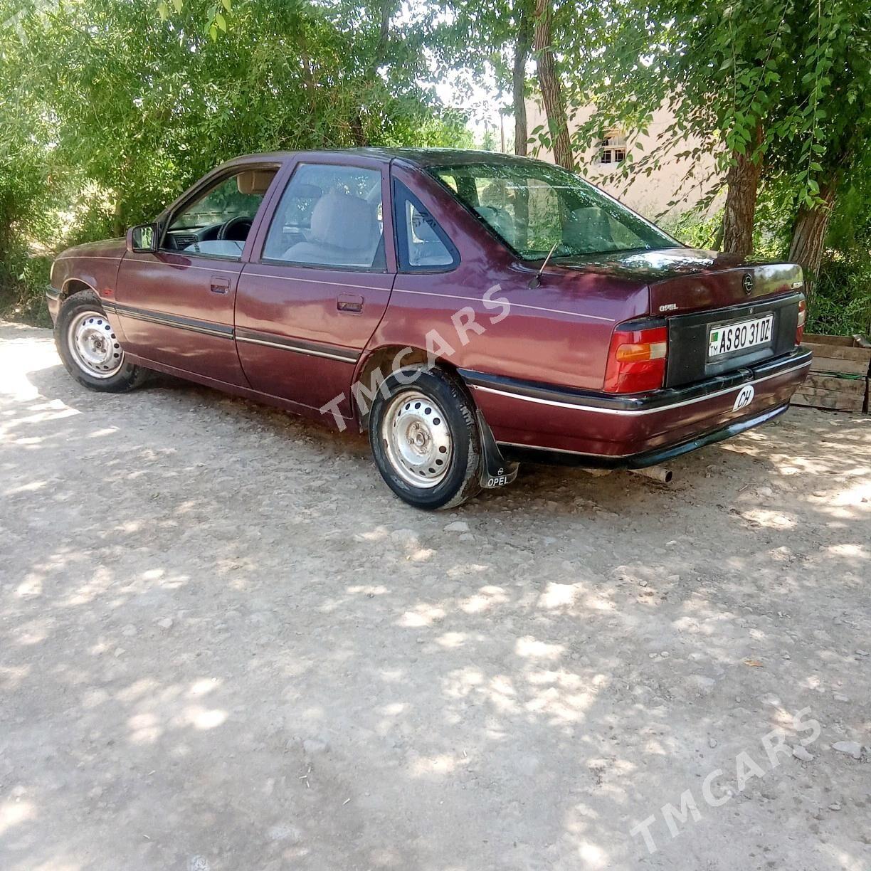 Opel Vectra 1990 - 28 000 TMT - Gubadag - img 5