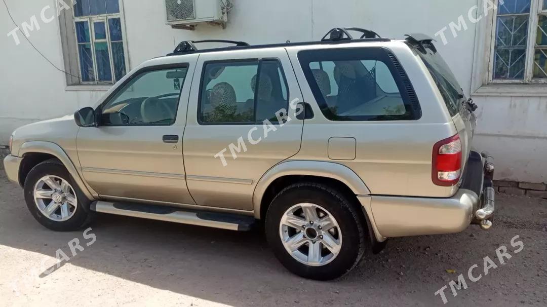 Nissan Pathfinder 2001 - 125 000 TMT - Дашогуз - img 4