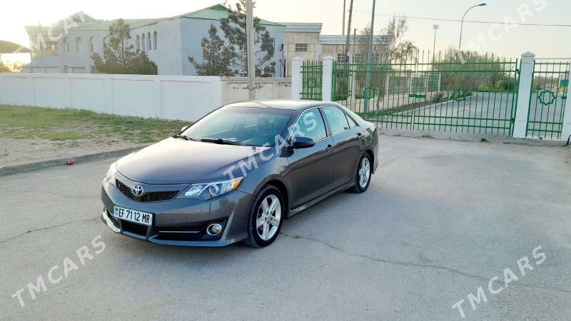 Toyota Camry 2012 - 218 000 TMT - Ёлётен - img 8