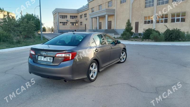 Toyota Camry 2012 - 218 000 TMT - Ёлётен - img 6