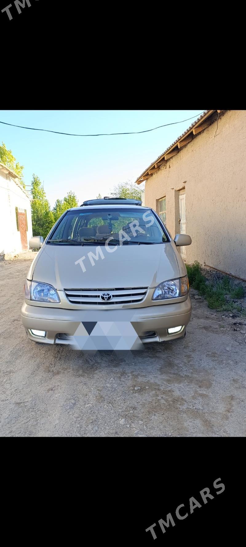 Toyota Sienna 2002 - 160 000 TMT - Болдумсаз - img 3