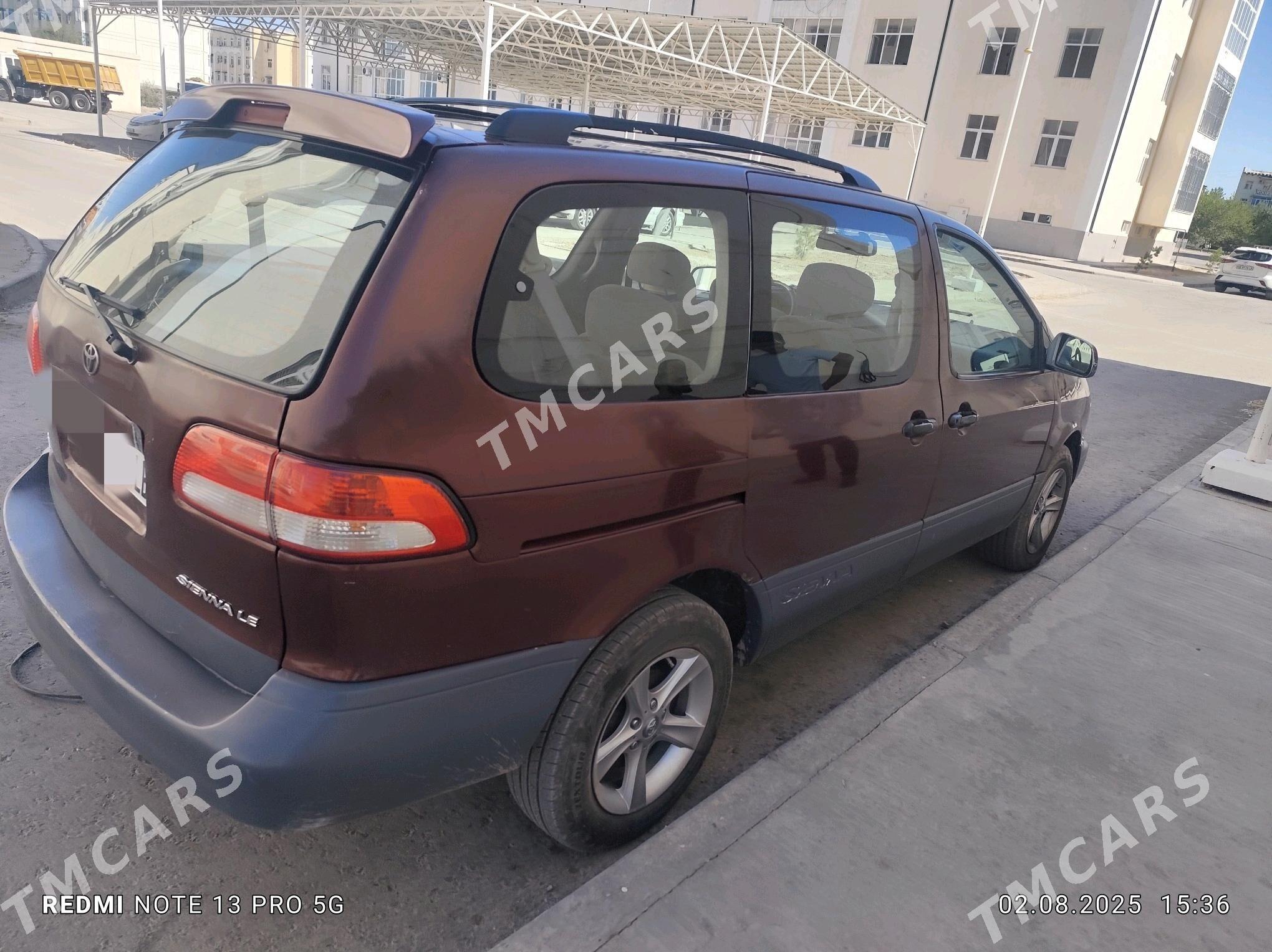 Toyota Sienna 2001 - 137 000 TMT - Türkmenabat - img 2
