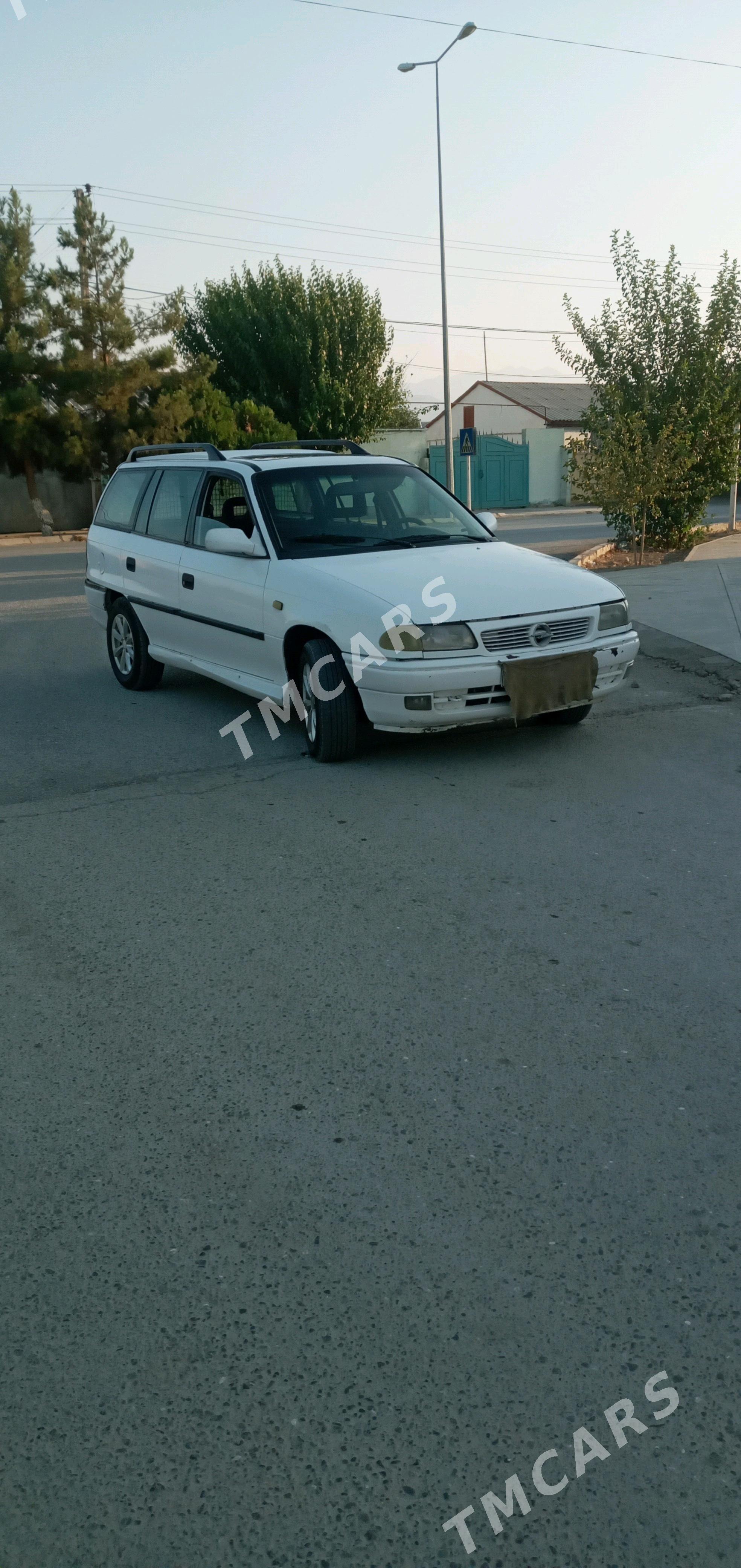 Opel Astra 1995 - 42 000 TMT - Bäherden - img 2