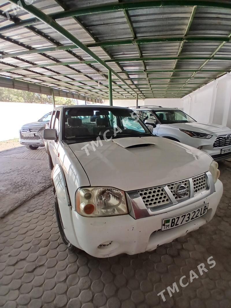 Nissan Navara 2011 - 75 000 TMT - Туркменабат - img 2