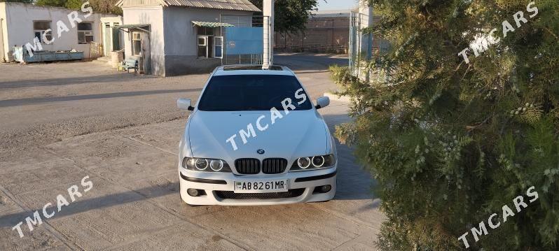 BMW E39 2001 - 130 000 TMT - Mary - img 7