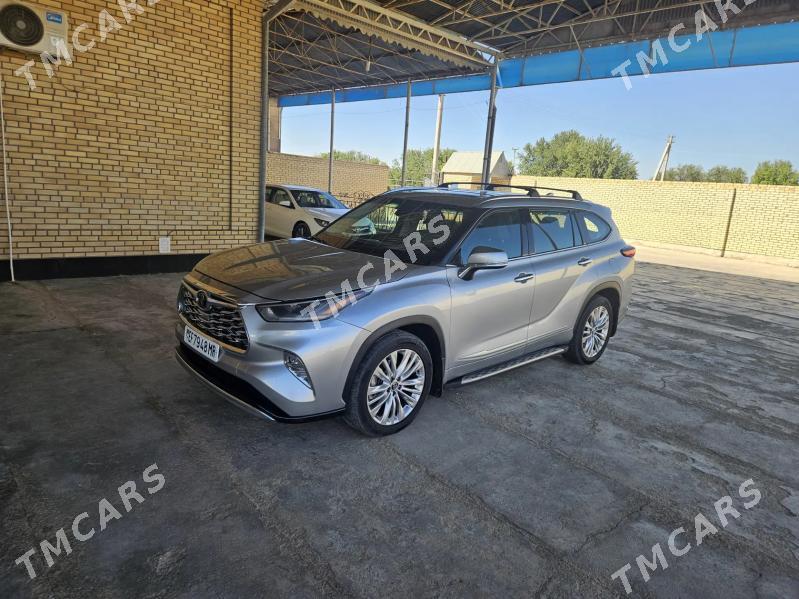 Toyota Highlander 2021 - 580 000 TMT - Baýramaly - img 10