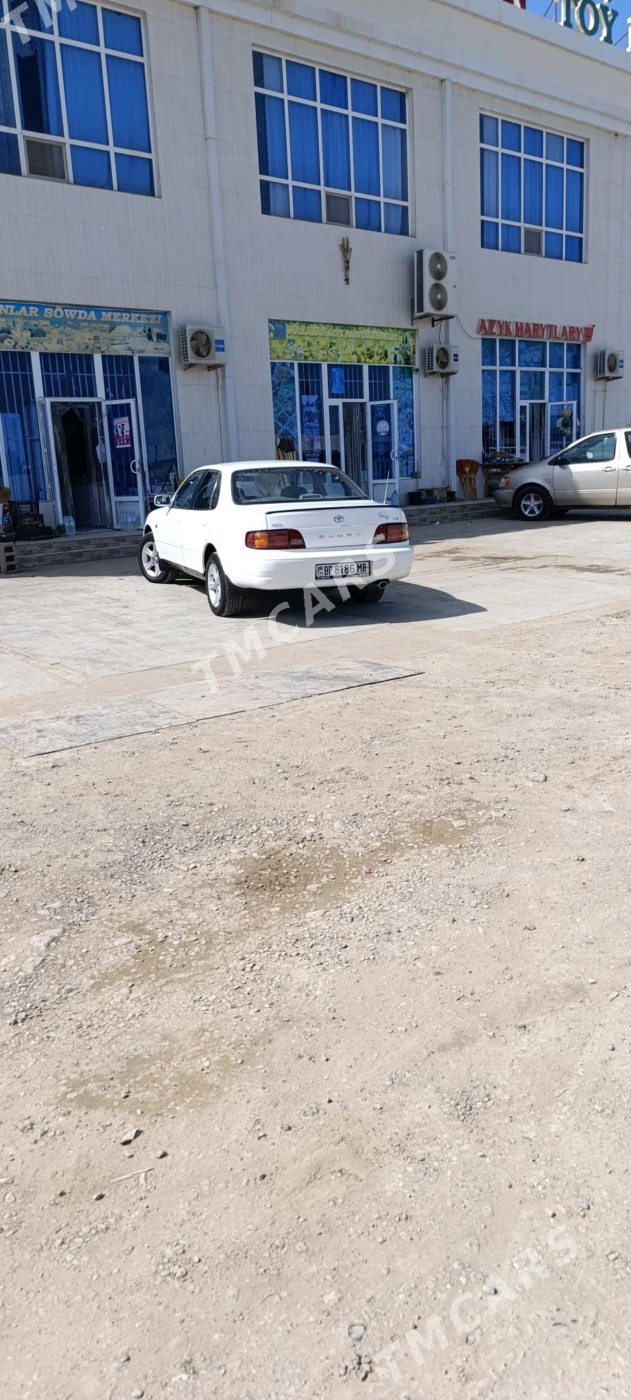 Toyota Camry 2003 - 82 000 TMT - Сакарчага - img 5