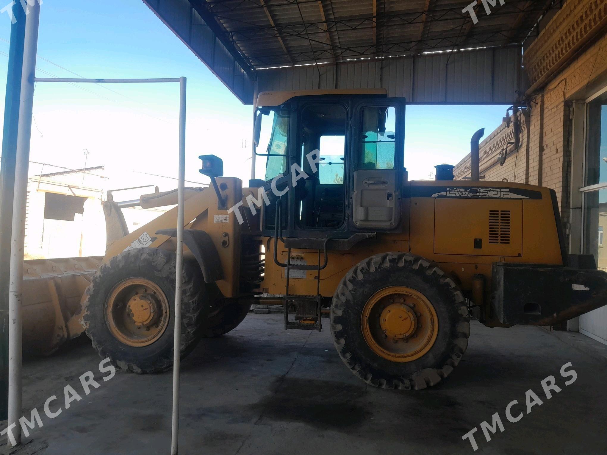 XCMG LW300F 2013 - 390 000 TMT - Türkmenabat - img 2