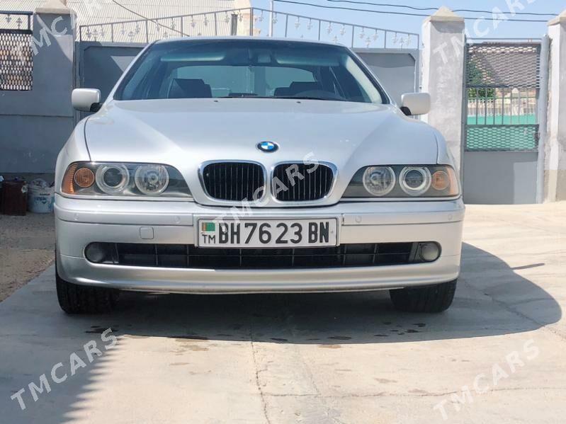 BMW E39 2002 - 112 000 TMT - Балканабат - img 5