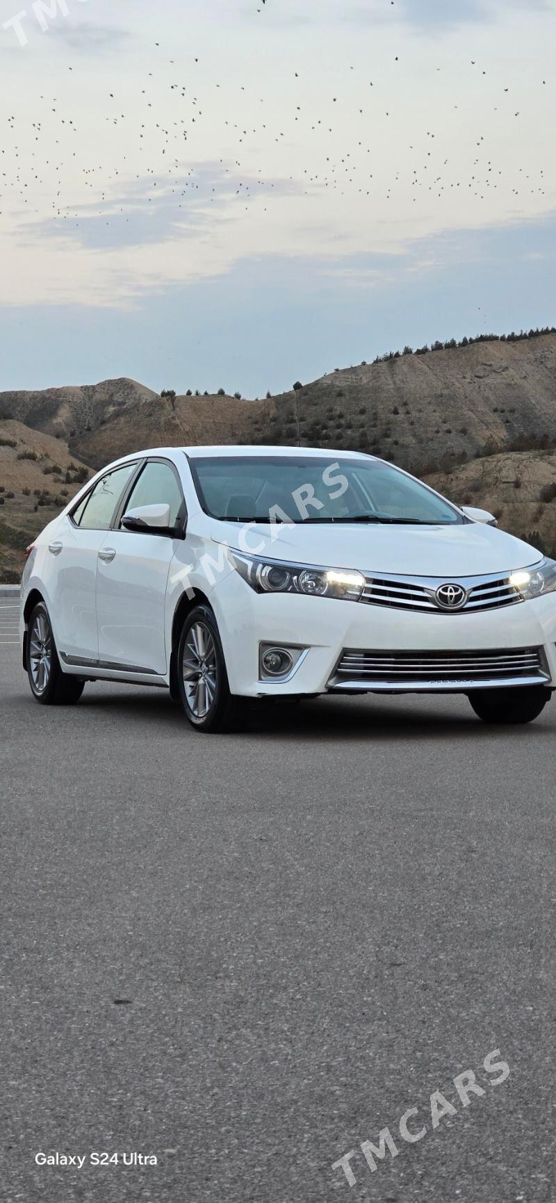 Toyota Corolla 2015 - 240 000 TMT - Район ст. Аэропорта, ул. Гагарина - img 4