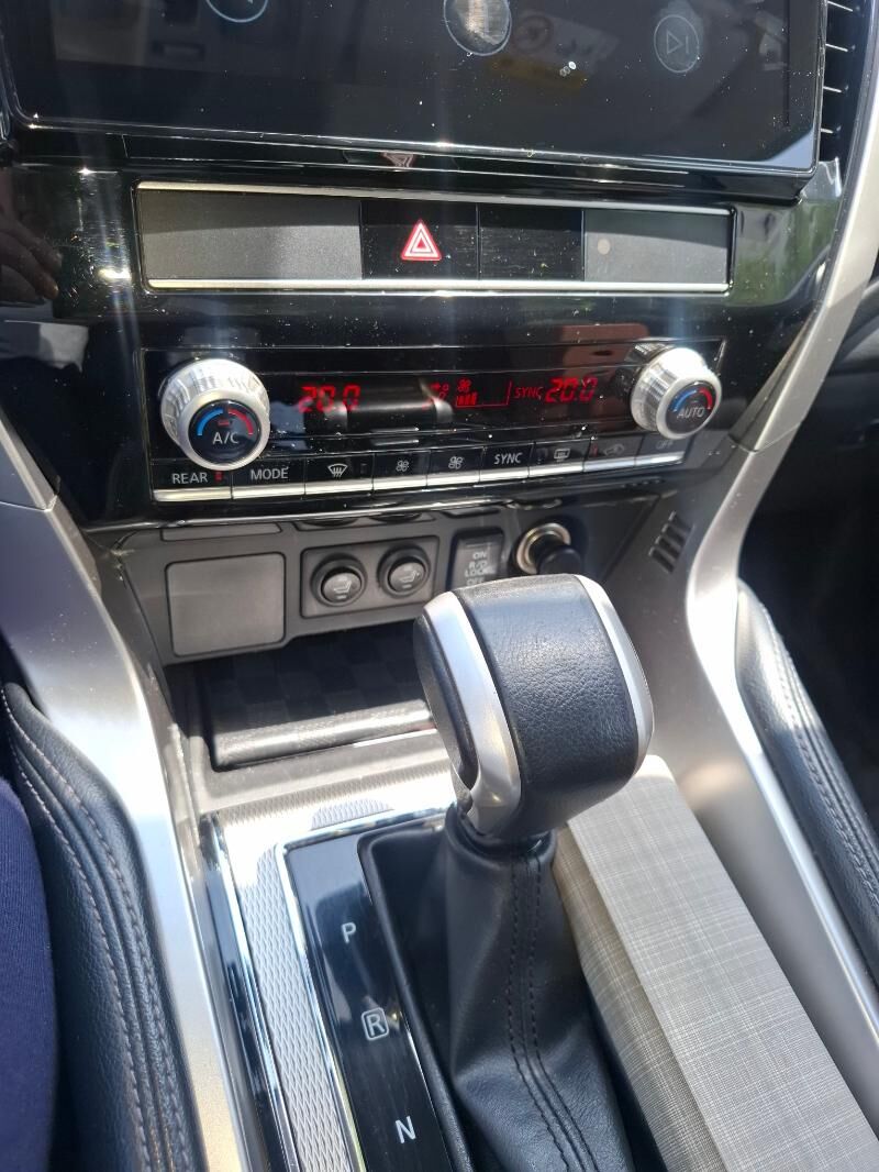 Mitsubishi Pajero 2020 - 400 000 TMT - Türkmenbaşy - img 10
