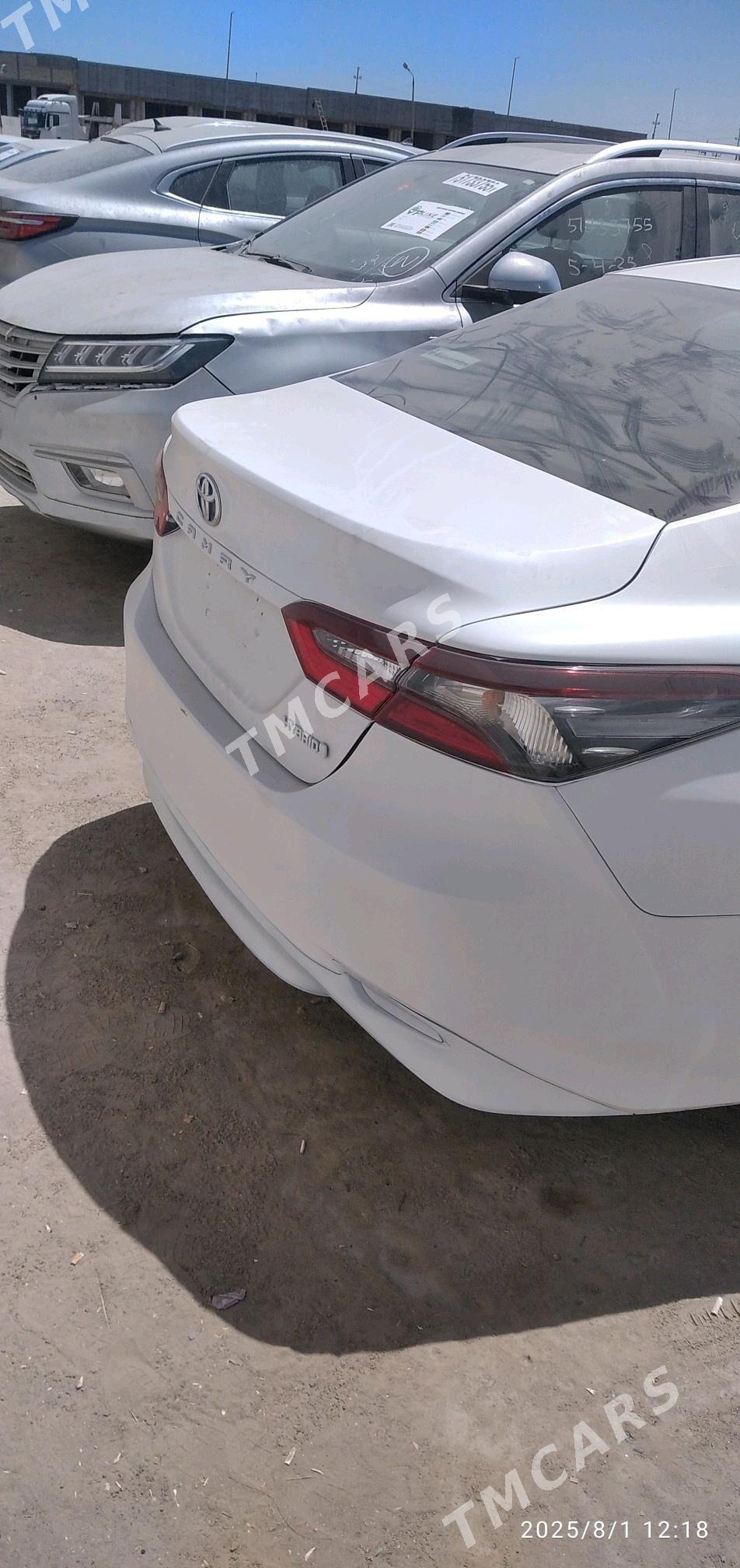 Toyota Camry 2021 - 215 000 TMT - Ýolöten - img 5