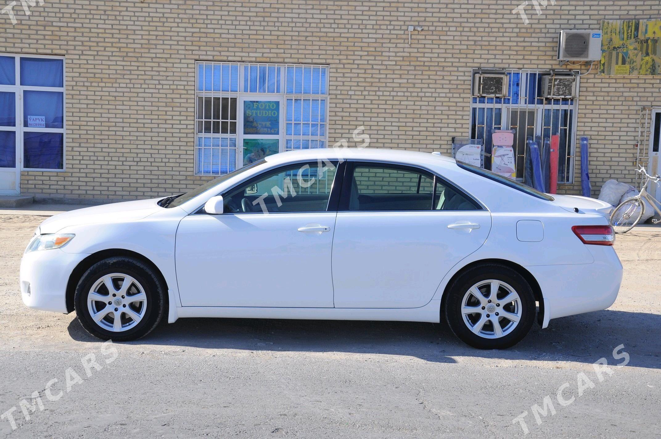 Toyota Camry 2010 - 180 000 TMT - Mary - img 4