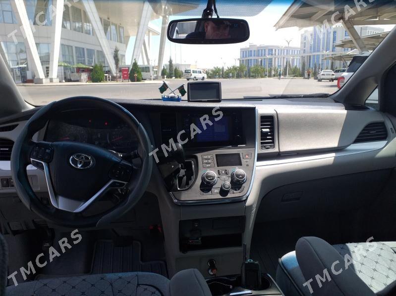 Toyota Sienna 2015 - 380 000 TMT - Daşoguz - img 4