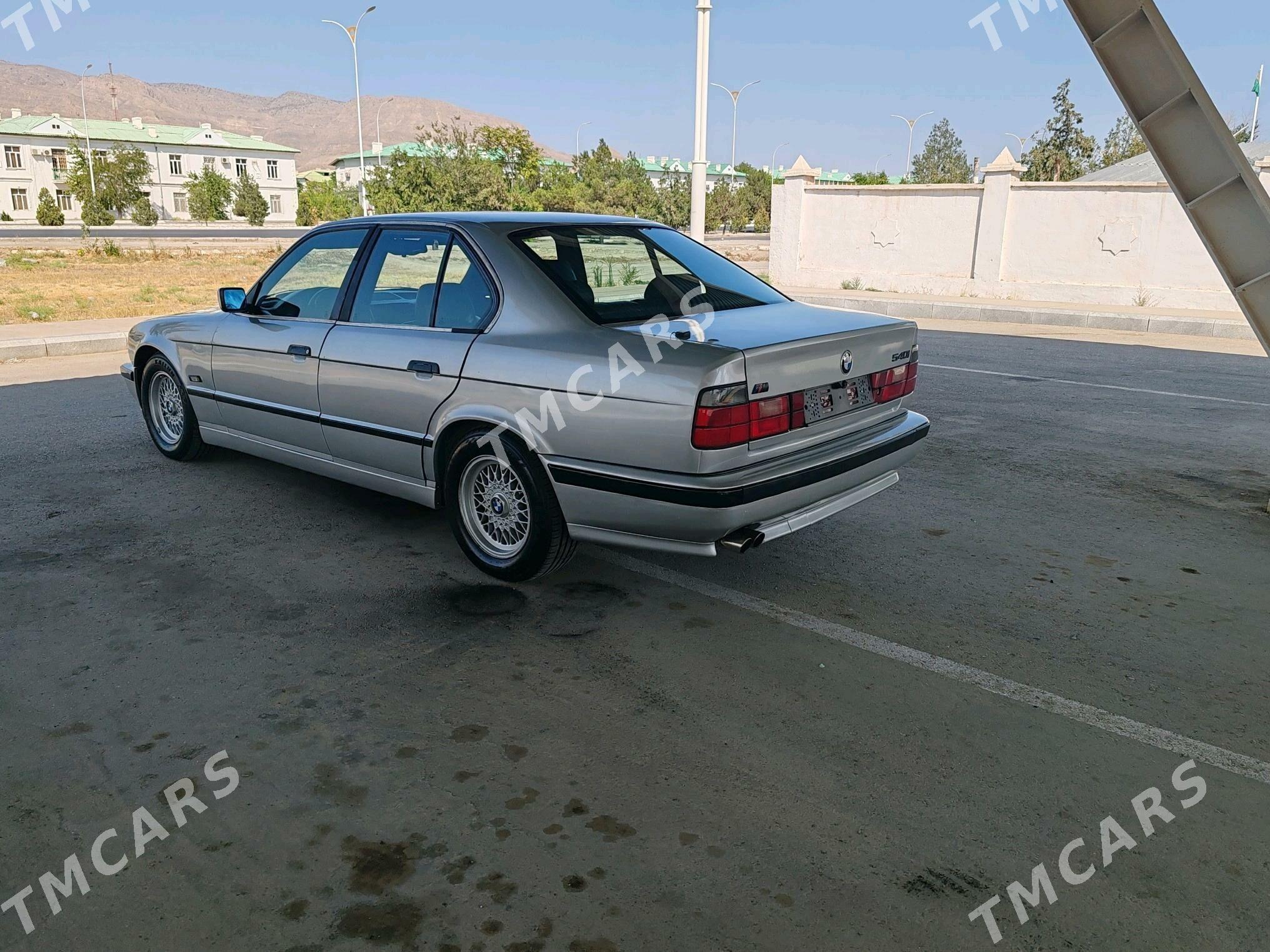 BMW E34 1996 - 85 000 TMT - Балканабат - img 7