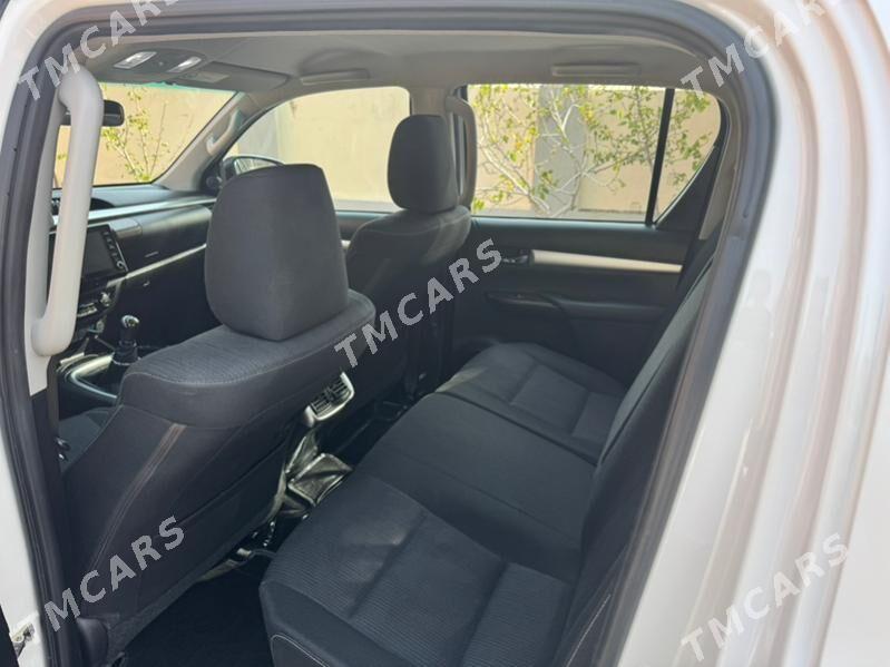 Toyota Hilux 2022 - 600 000 TMT - Türkmenbaşy - img 6