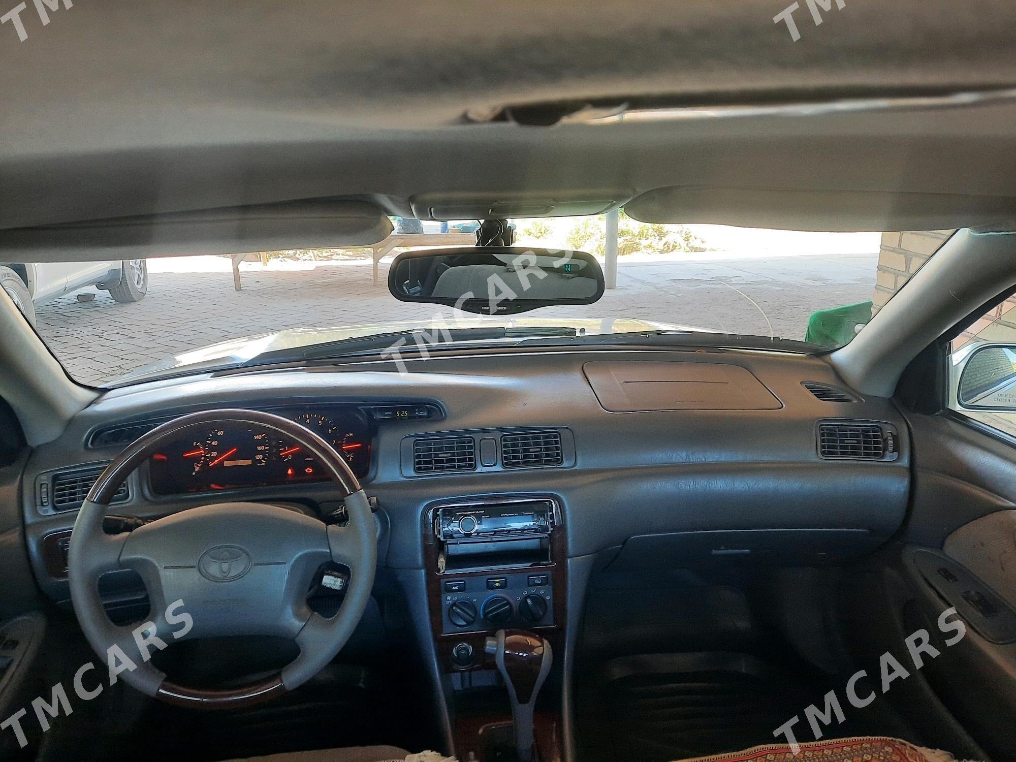 Toyota Camry 2001 - 135 000 TMT - Baýramaly - img 5
