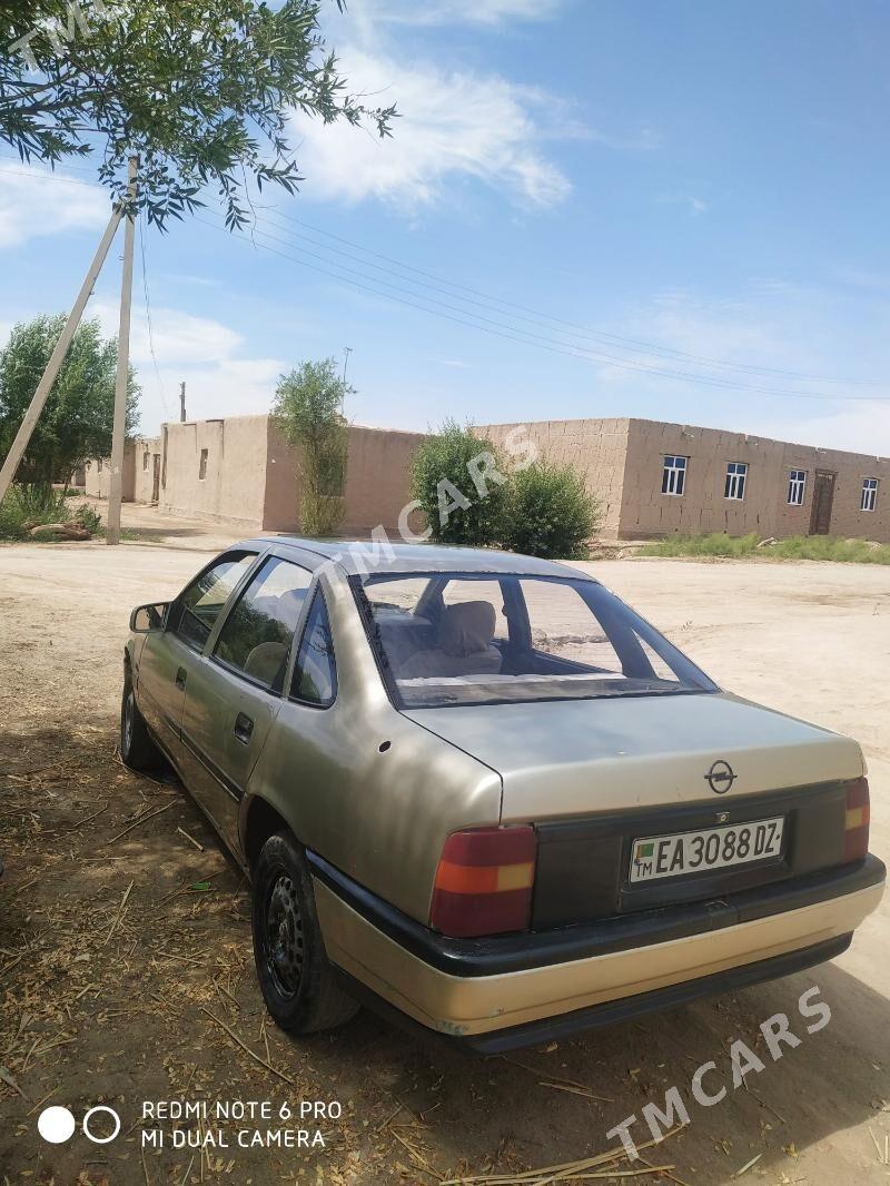 Opel Vectra 1990 - 20 000 TMT - Кёнеургенч - img 4