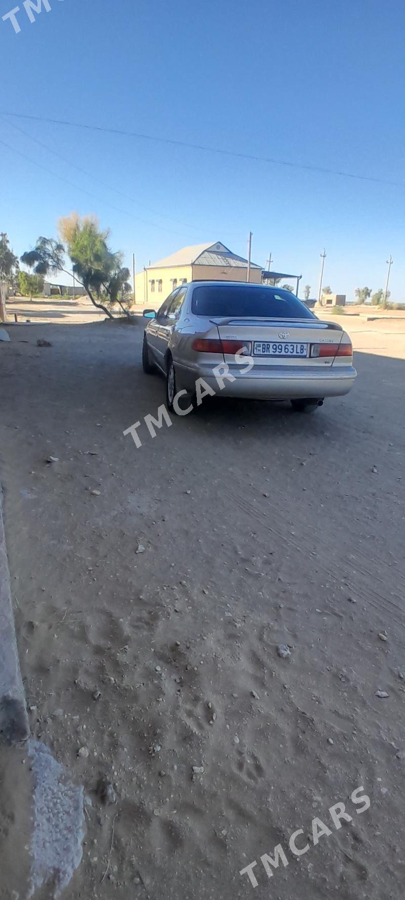Toyota Camry 2000 - 150 000 TMT - Darganata - img 4