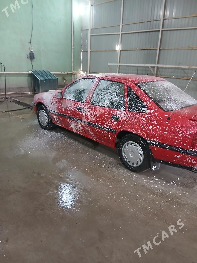 Opel Vectra 1992 - 40 000 TMT - Байрамали - img 2