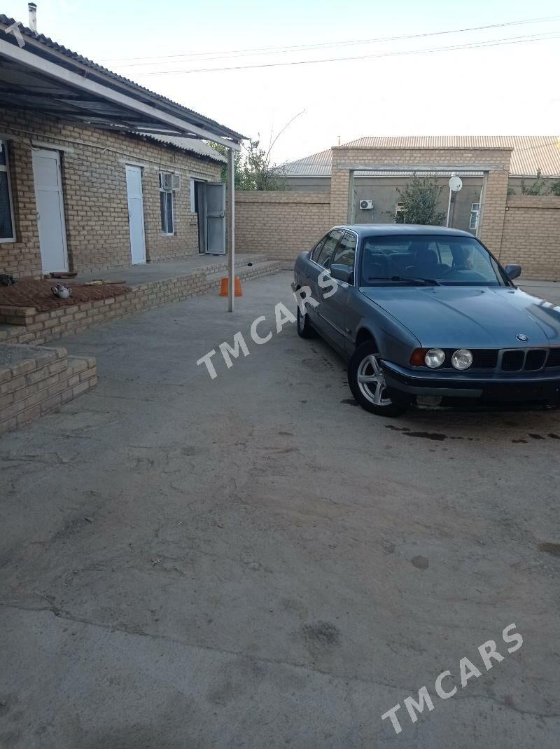 BMW 535 1990 - 40 000 TMT - Мары - img 2
