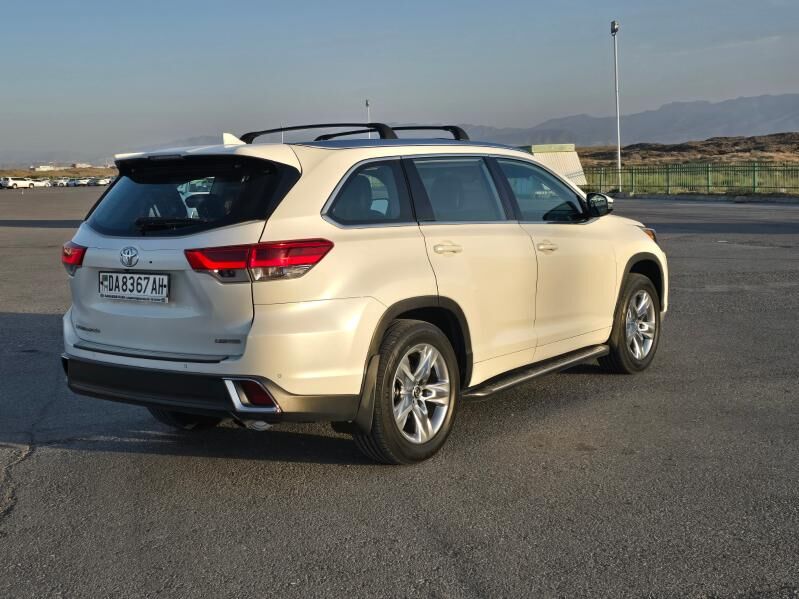 Toyota Highlander 2017 - 370 000 TMT - Ашхабад - img 6