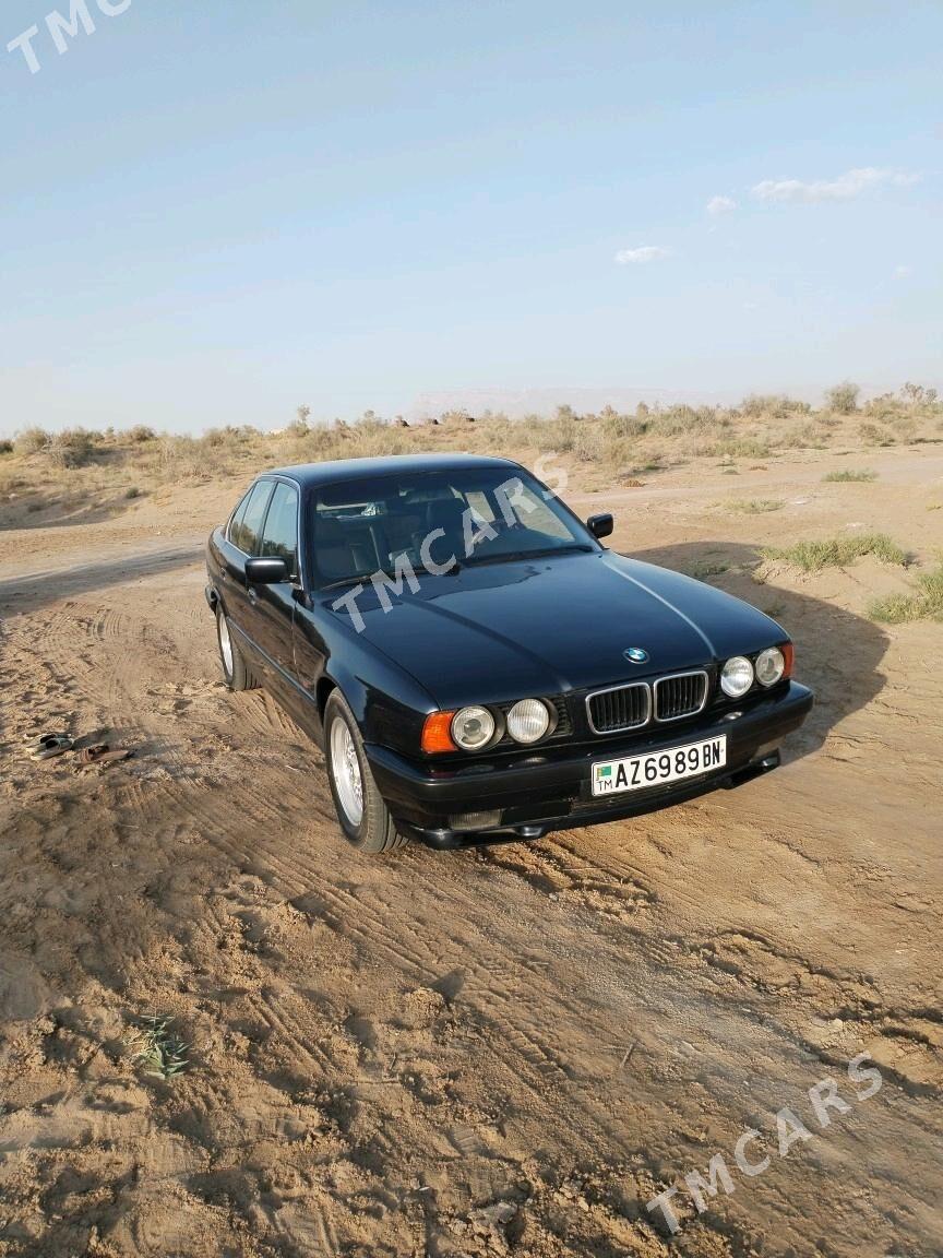 BMW E34 1992 - 60 000 TMT - Балканабат - img 3