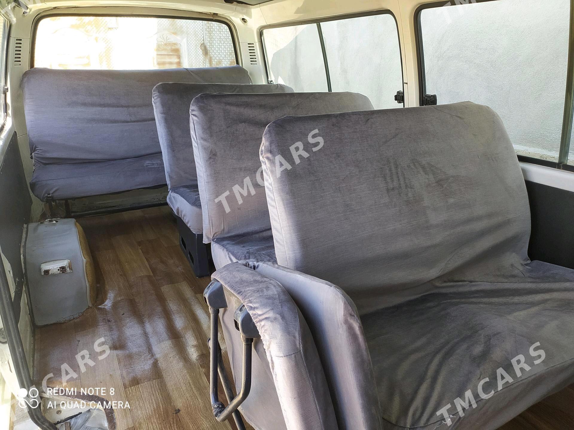 Toyota Hiace 2004 - 120 000 TMT - Магданлы - img 6