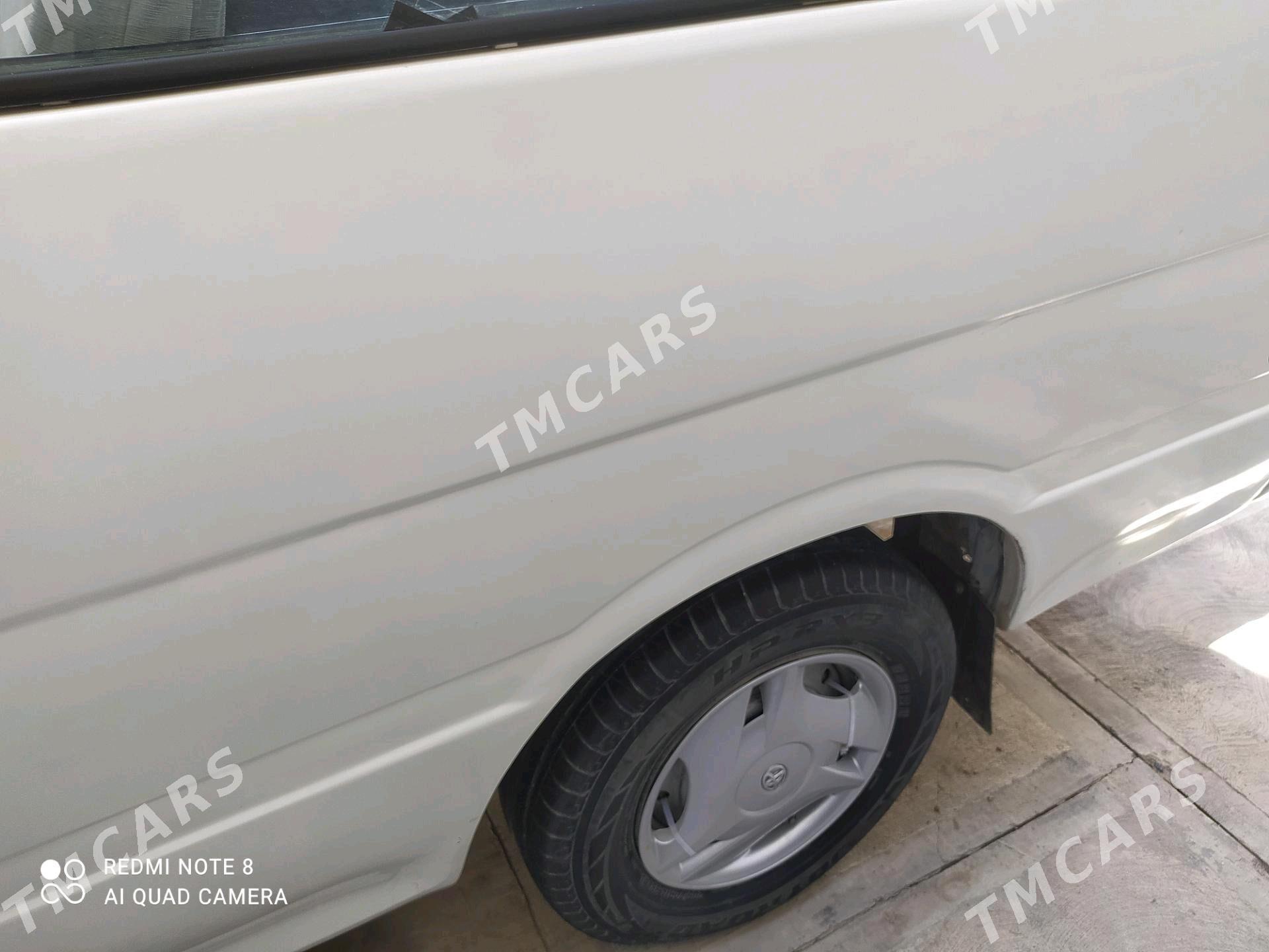 Toyota Hiace 2004 - 120 000 TMT - Магданлы - img 3