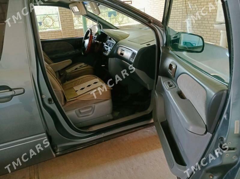 Toyota Sienna 2000 - 145 000 TMT - Халач - img 3