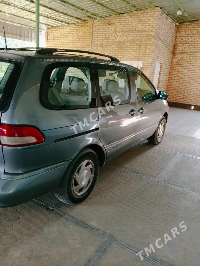 Toyota Sienna 2000 - 145 000 TMT - Халач - img 7