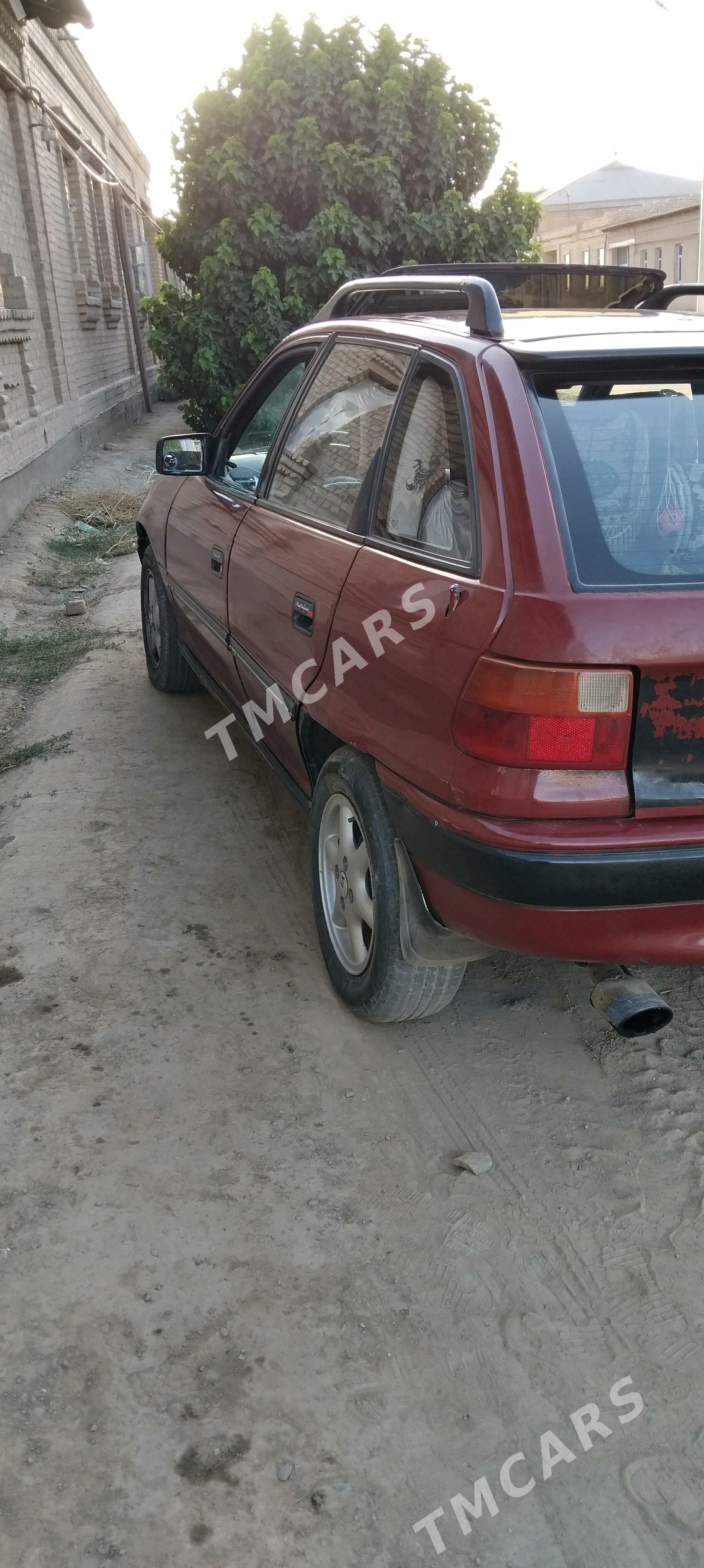 Opel Astra 1992 - 18 000 TMT - Чарджоу - img 7