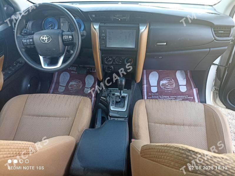 Toyota Fortuner 2022 - 600 000 TMT - Мары - img 2