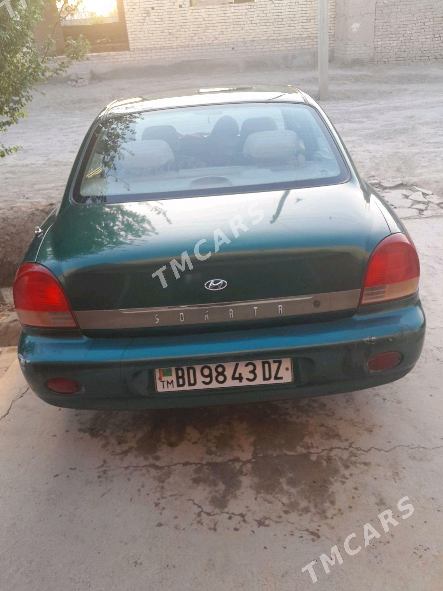 Hyundai Sonata 2001 - 40 000 TMT - Кёнеургенч - img 3