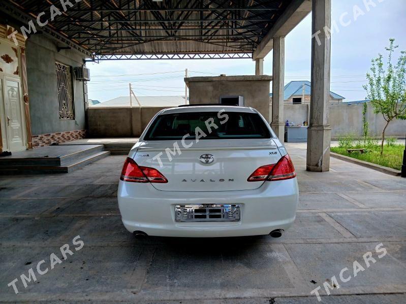 Toyota Avalon 2006 - 200 000 TMT - Балканабат - img 3