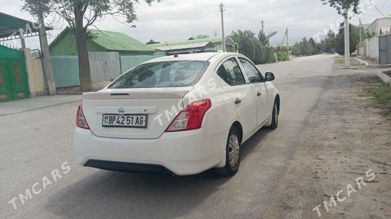 Nissan Versa 2014 - 120 000 TMT - Бузмеин - img 4