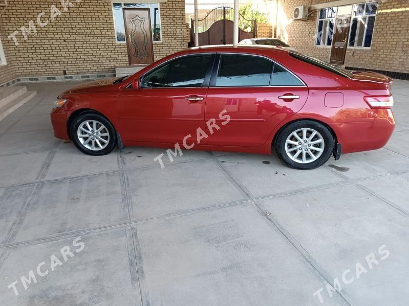 Toyota Camry 2010 - 190 000 TMT - Baýramaly - img 3