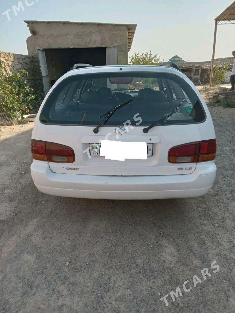 Toyota Camry 1997 - 90 000 TMT - Туркменбаши - img 2