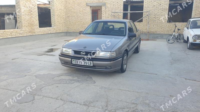 Opel Vectra 1989 - 38 000 TMT - Туркменабат - img 2