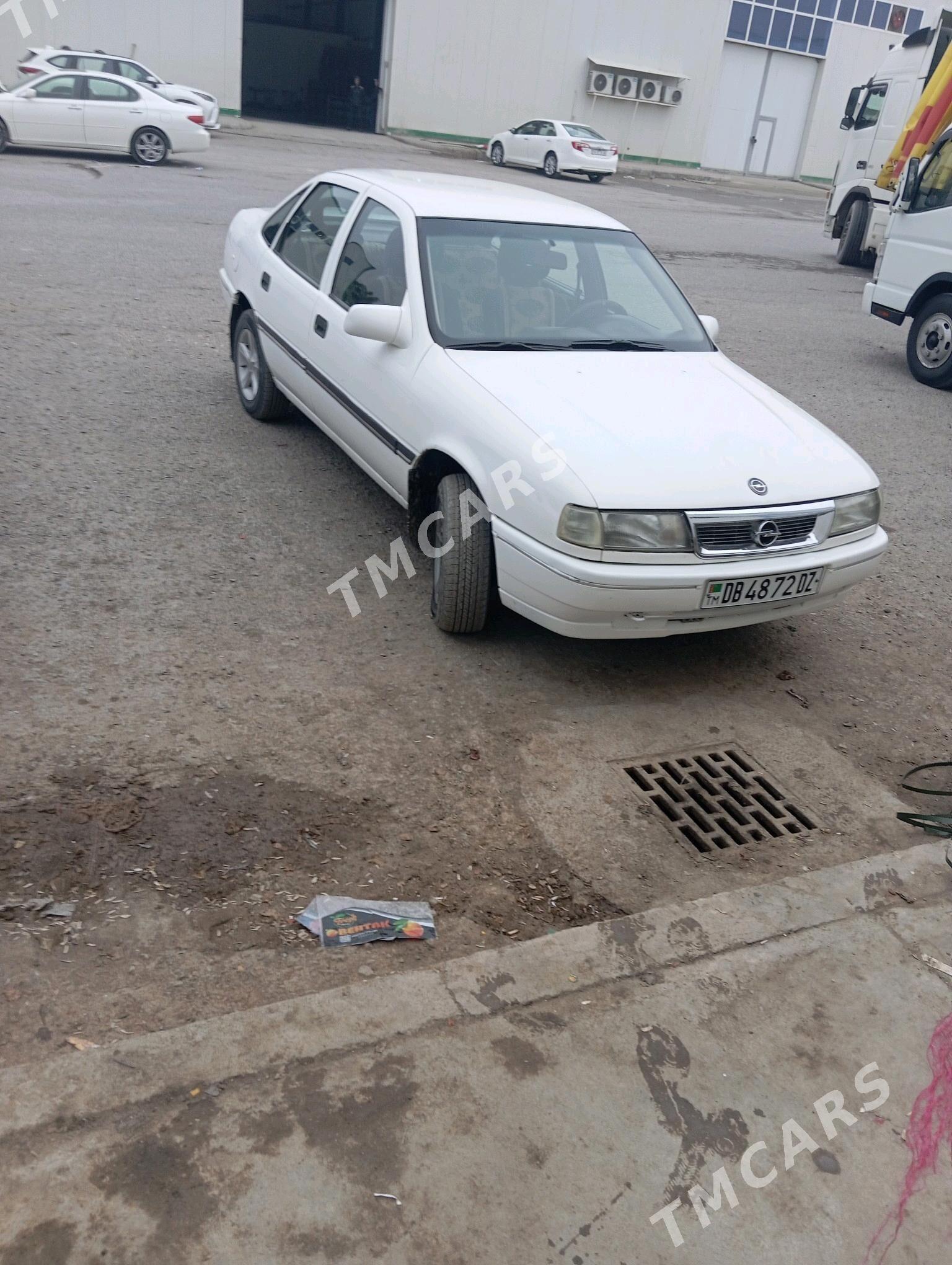 Opel Vectra 1990 - 40 000 TMT - Gubadag - img 2