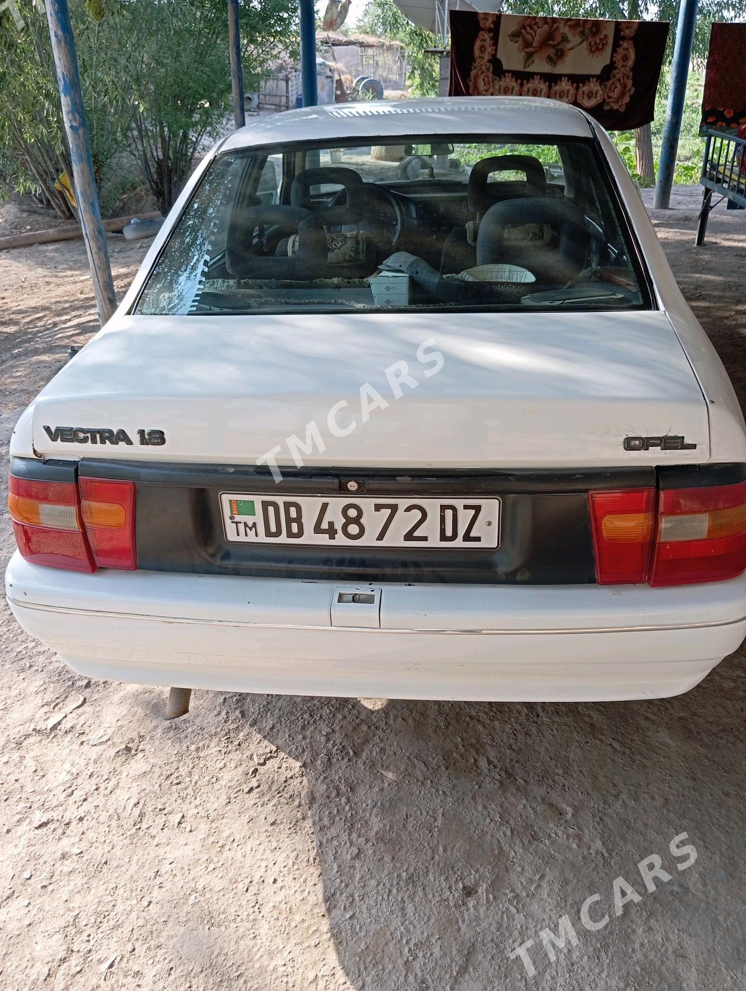 Opel Vectra 1990 - 40 000 TMT - Gubadag - img 3